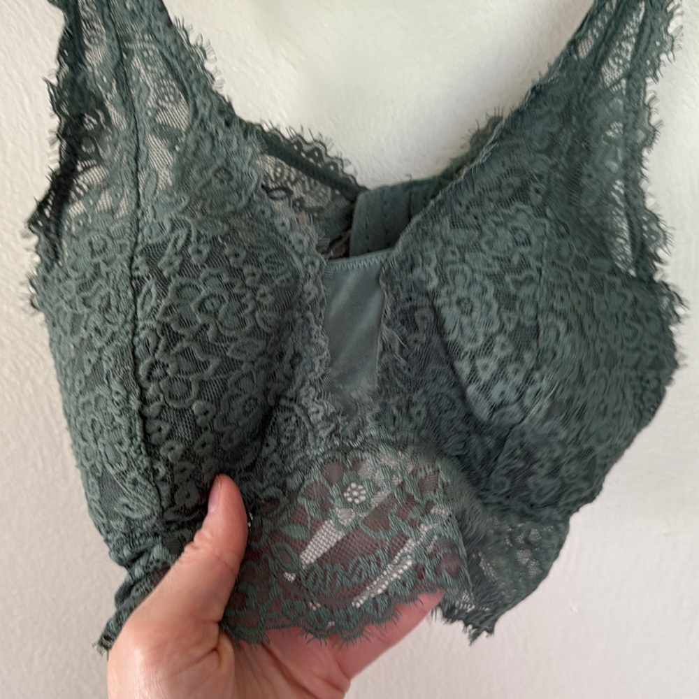 Aerie Green Lace Bralette with Scalloped Trim medium - Picture 2 of 6